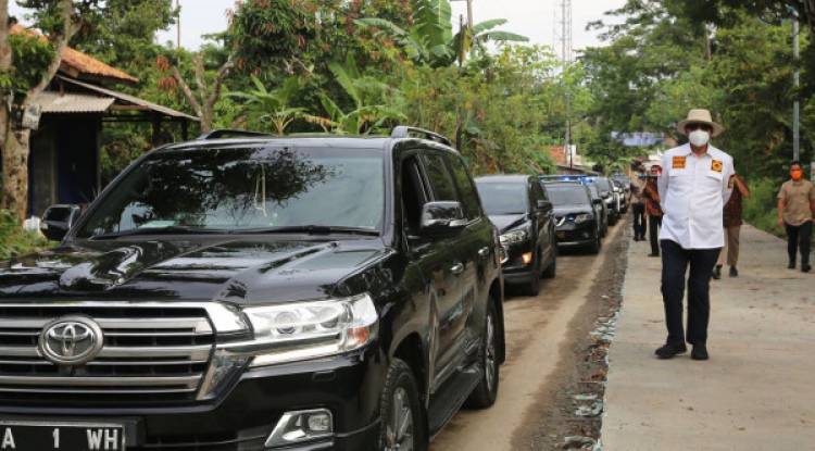 Gubernur WH : Jalan Baik dan Bagus Untuk Masyarakat