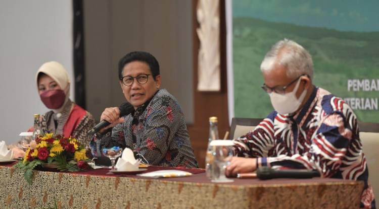 Rapat Evaluasi Penempatan Transmigran Tahun 2021 dan Rencana Penempatan Transmigran Tahun 2022 