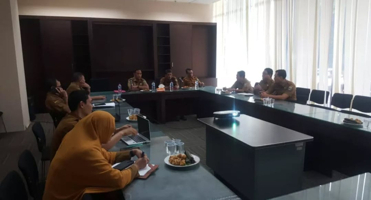 Layanan informasi publik melalui Website dan Medsos