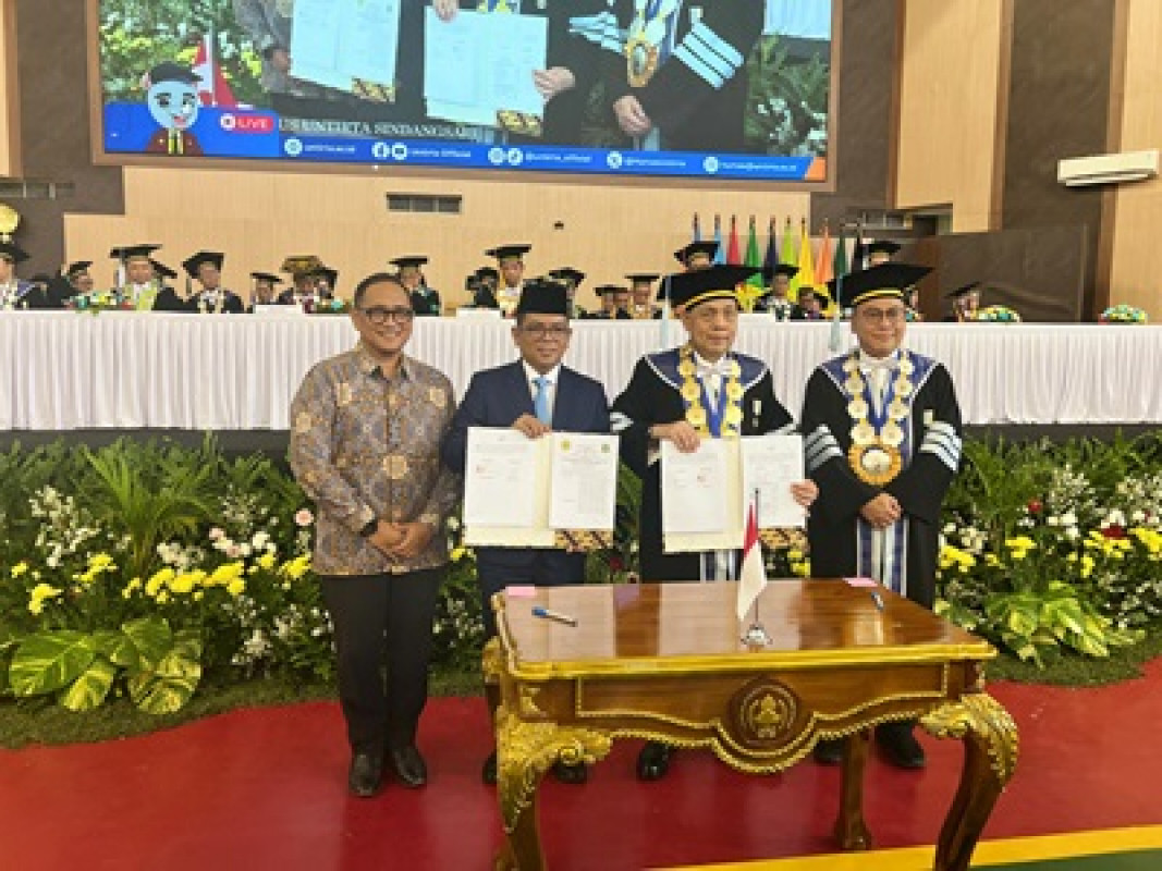 Wisuda Untirta Bersama Gubernur Banten Sekaligus MoU Pemprov Banten Bersama Untirta Ttrkait Tridarma Perguruan Tinggi