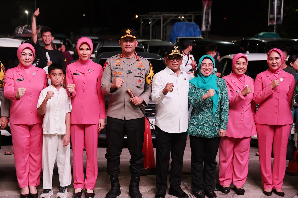 Gubernur Banten Andra Soni Bersama Forkopimda Ikuti Vicon Situasi Kamtibmas Malam Takbiran 2025