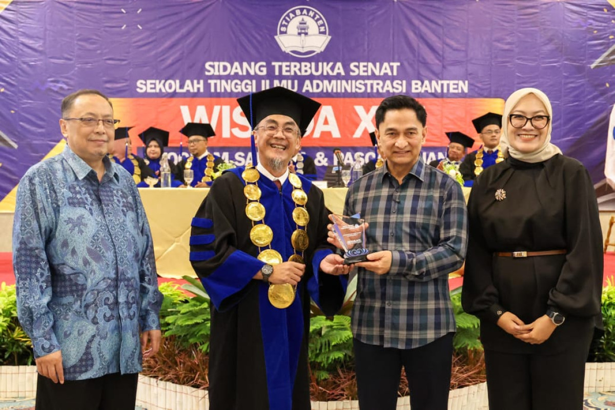 Hadiri Wisuda STIA Banten, Wagub Banten A Dimyati Natakusumah Paparkan Arti Wisuda